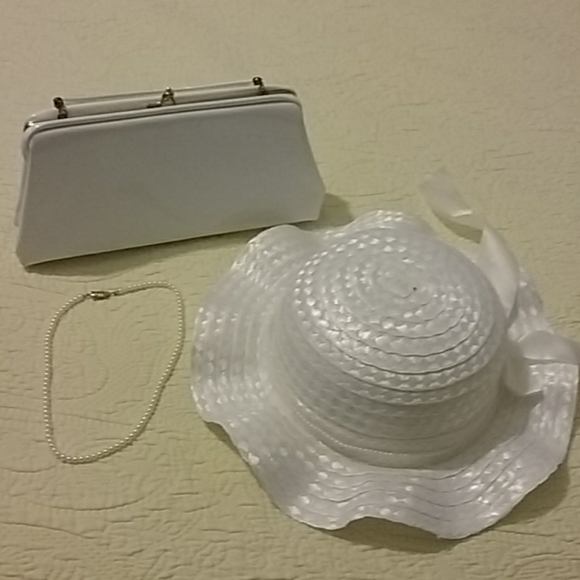 NINA GIRLS shoes plus hat, purse, and necklace - Picture 7 of 8